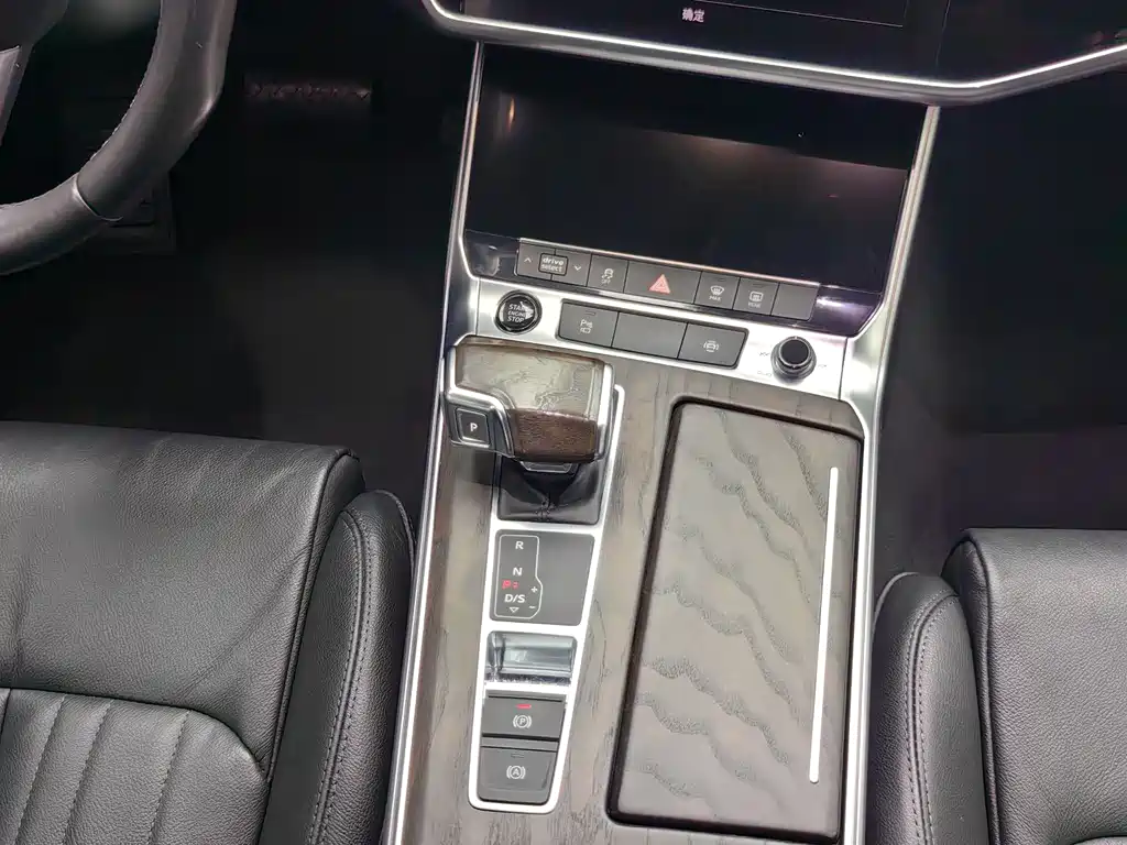 Audi A6L 2022 — фото 11