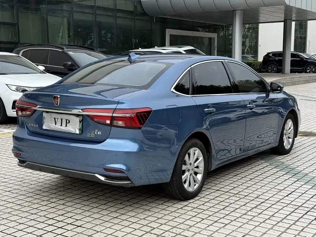 Roewe i6 New Energy 2018 — фото 4