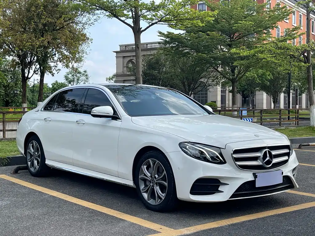 Mercedes-Benz E-Class 2020 — фото 3