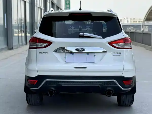 Ford Kuga 2016