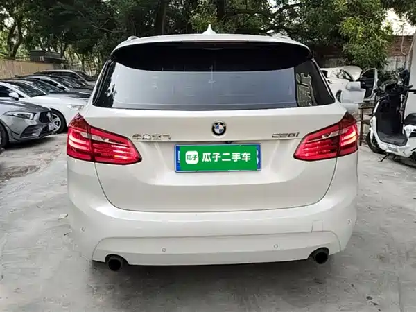 BMW 2 Series Station Wagon 2016