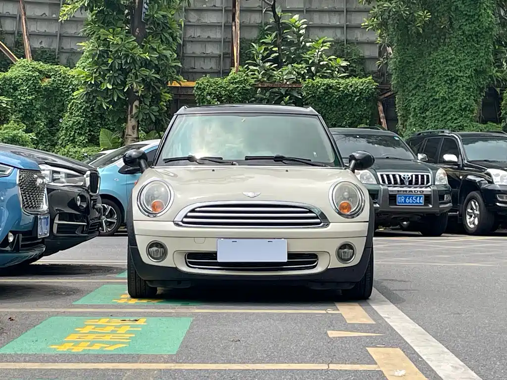 MINI Clubman 2010