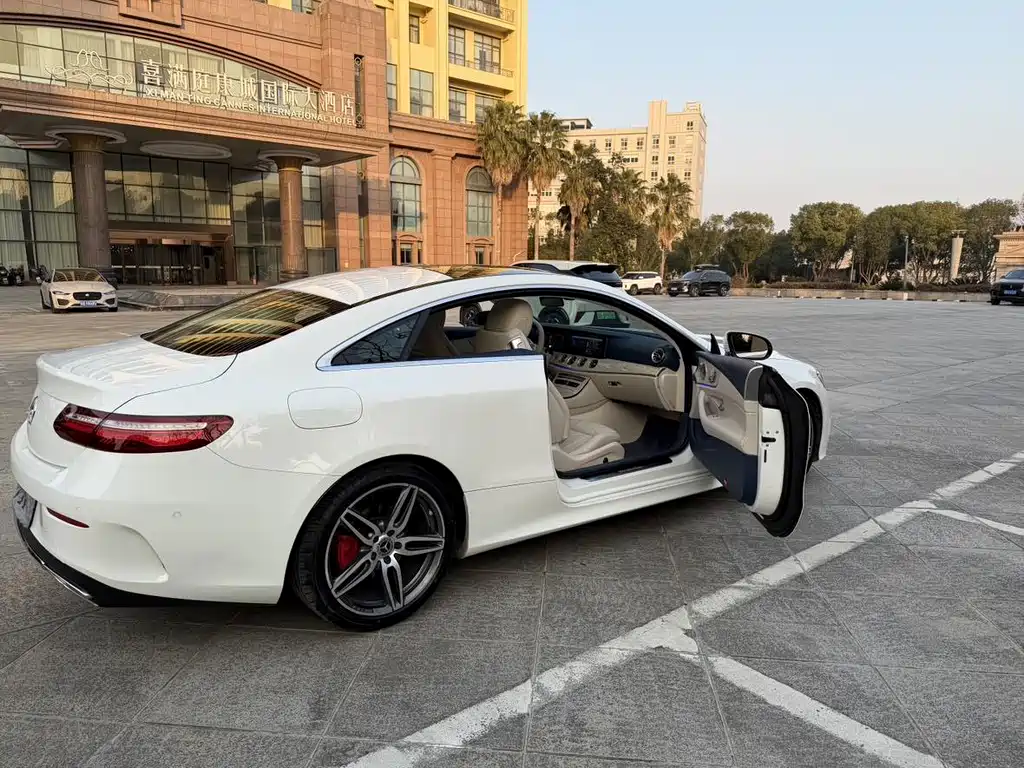 Mercedes-Benz E-Class 2019