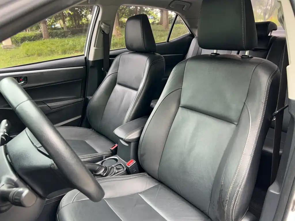 Toyota Corolla 2016 — фото 12
