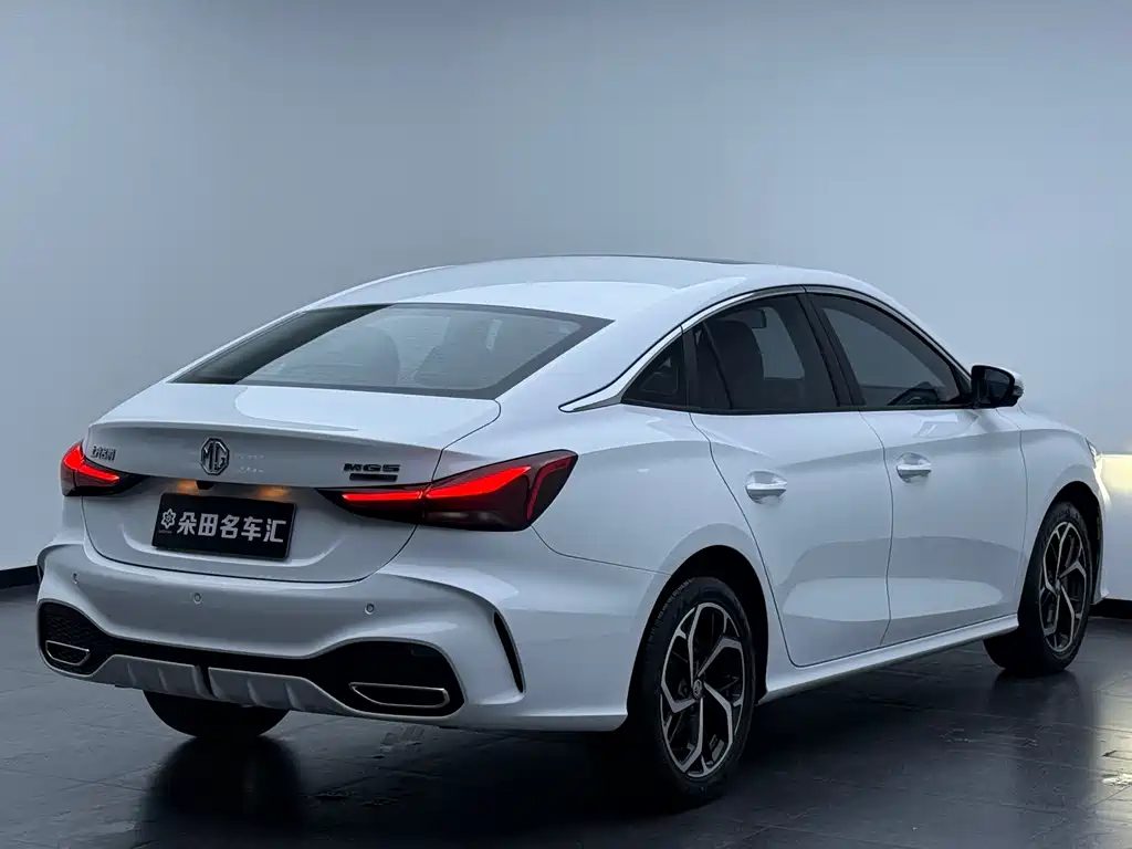 MG MG5 2024