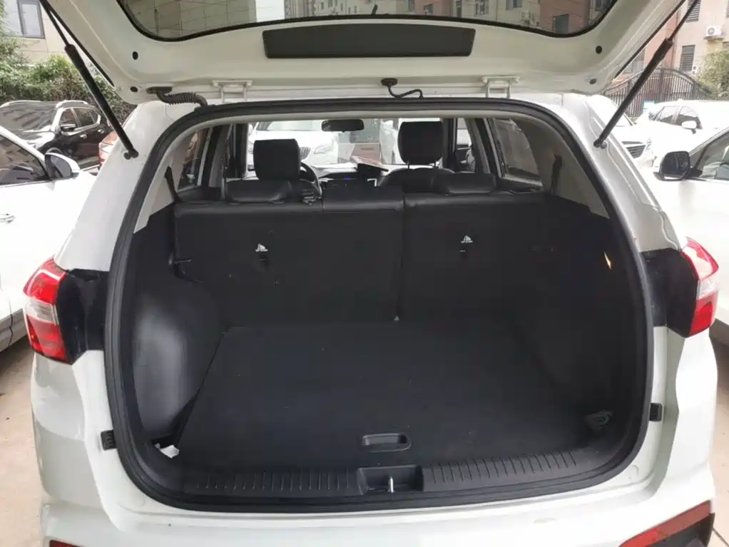 Hyundai ix25 2017 — фото 19