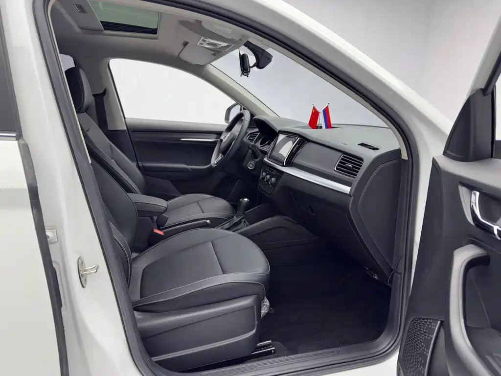 Skoda Kamiq 2023 — фото 12