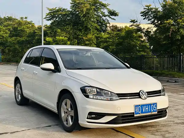 Volkswagen Golf 2020