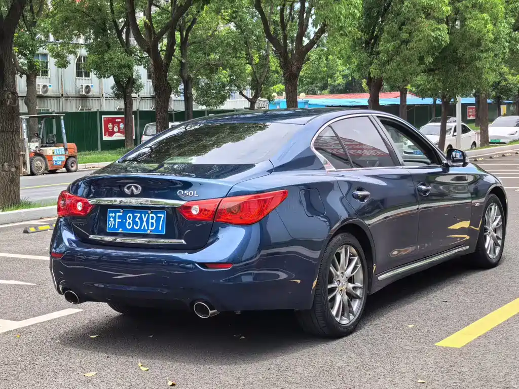 Infiniti Q50L 2017
