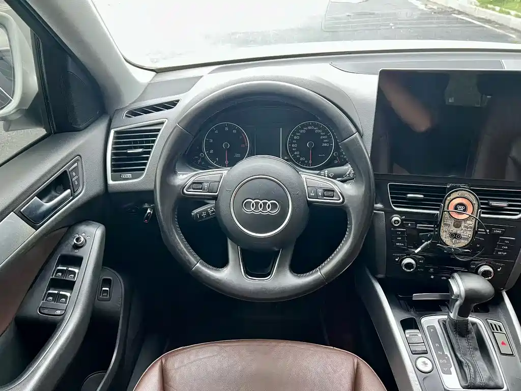 Audi Q5 2015 — фото 9