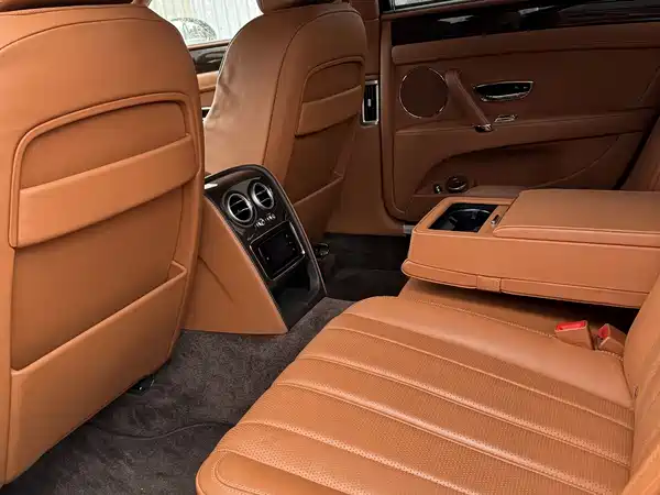 Bentley Flying Spur 2015