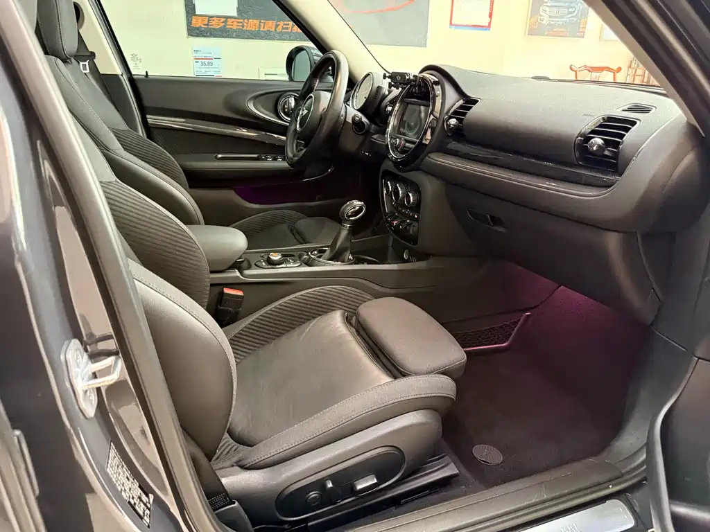 MINI Clubman 2018 — фото 10
