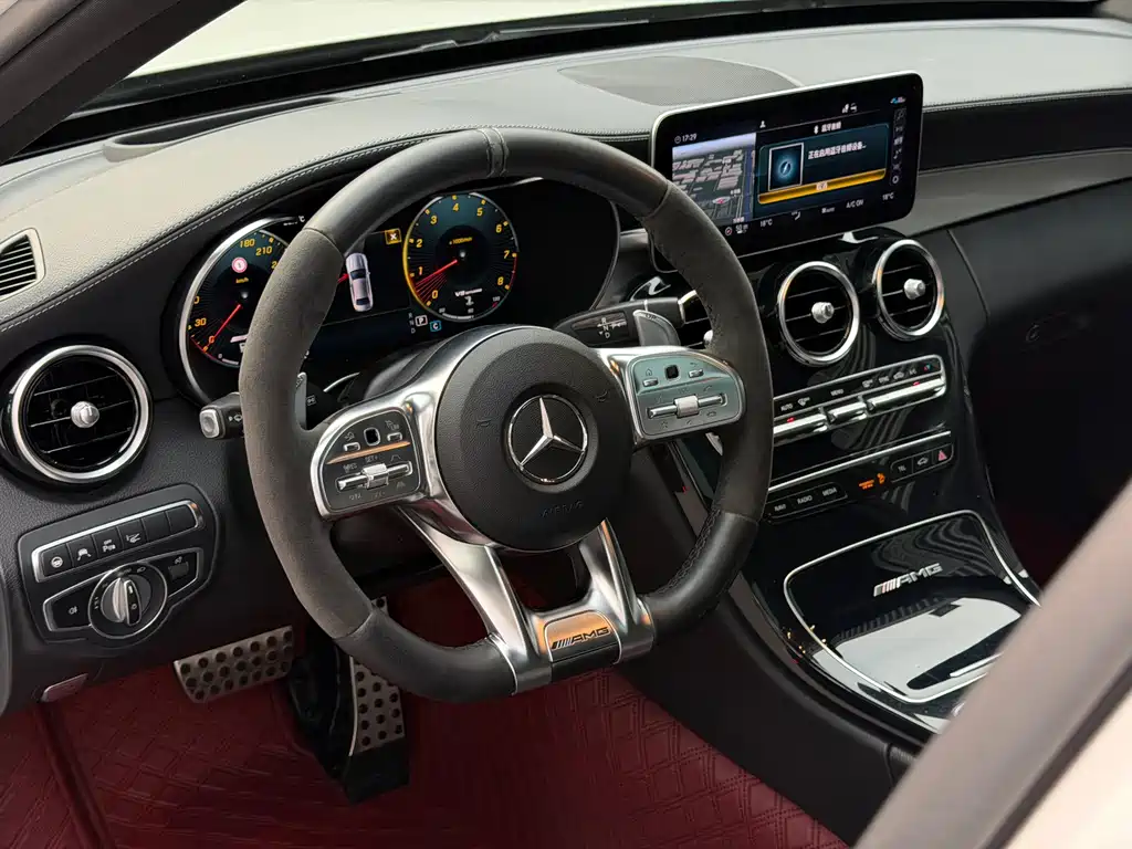 Mercedes-Benz C-Class AMG 2020 — фото 6