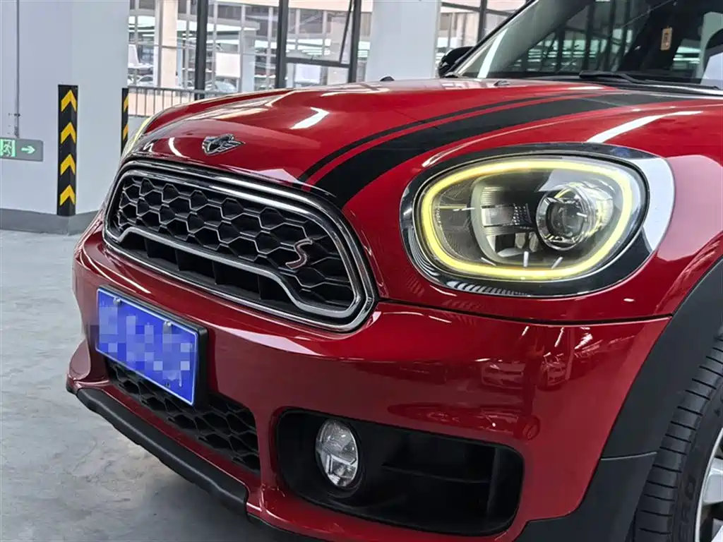 MINI Countryman 2017 — фото 16