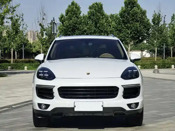 Porsche Cayenne 2015