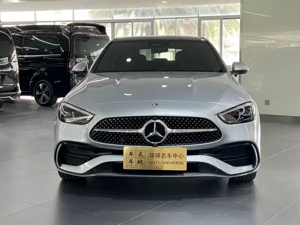 Mercedes-Benz C-Class 2024