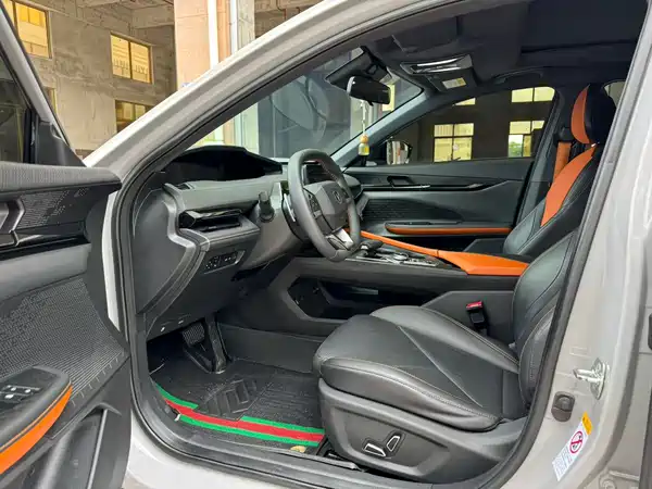 Changan UNI-V 2022