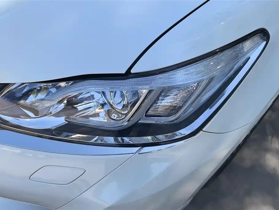 Toyota Crown 2017