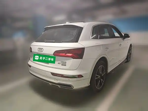 Audi Q5L 2019