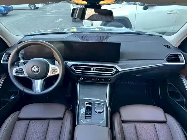 BMW 3 Series 2024