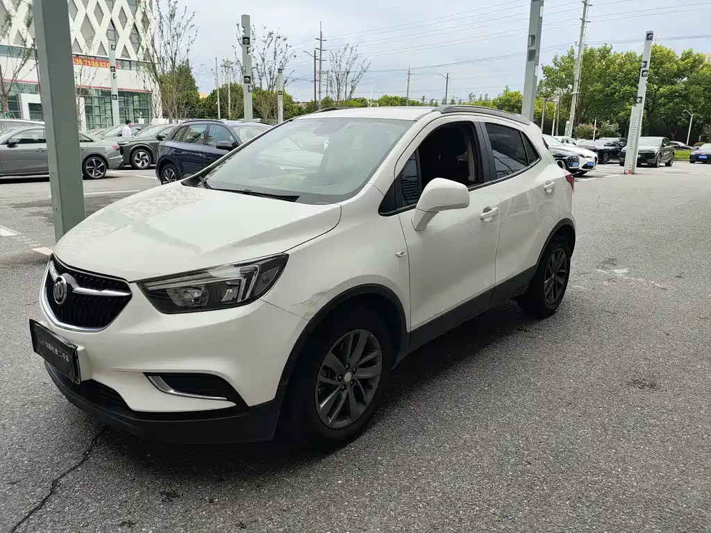 Buick Encore 2017 — фото 1