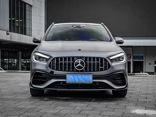 Mercedes-Benz GLA AMG 2021