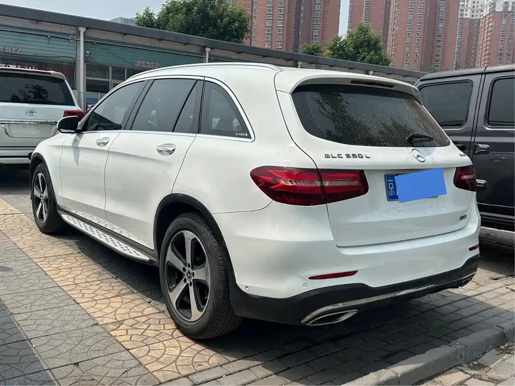 Mercedes-Benz GLC 2019 — фото 4