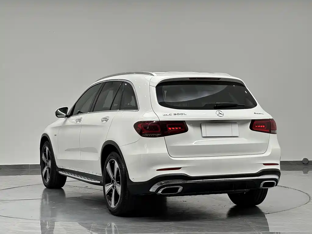 Mercedes-Benz GLC 2023 — фото 5