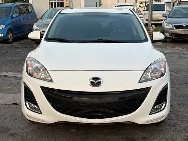 Mazda 3 Xingcheng 2013
