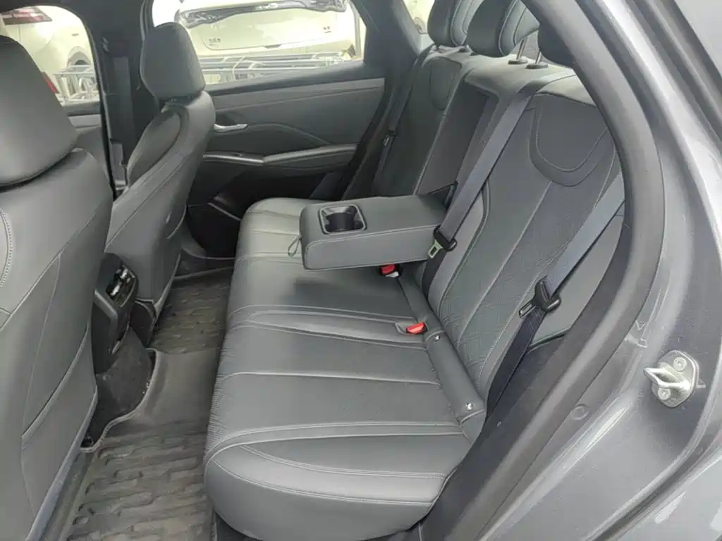 BYD Qin PLUS 2025 — фото 17