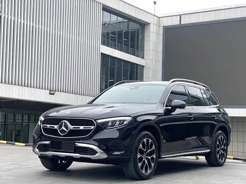 Mercedes-Benz GLC 2023