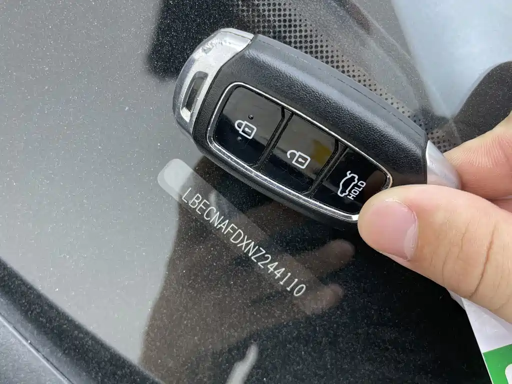 Hyundai Elantra 2022 — фото 24