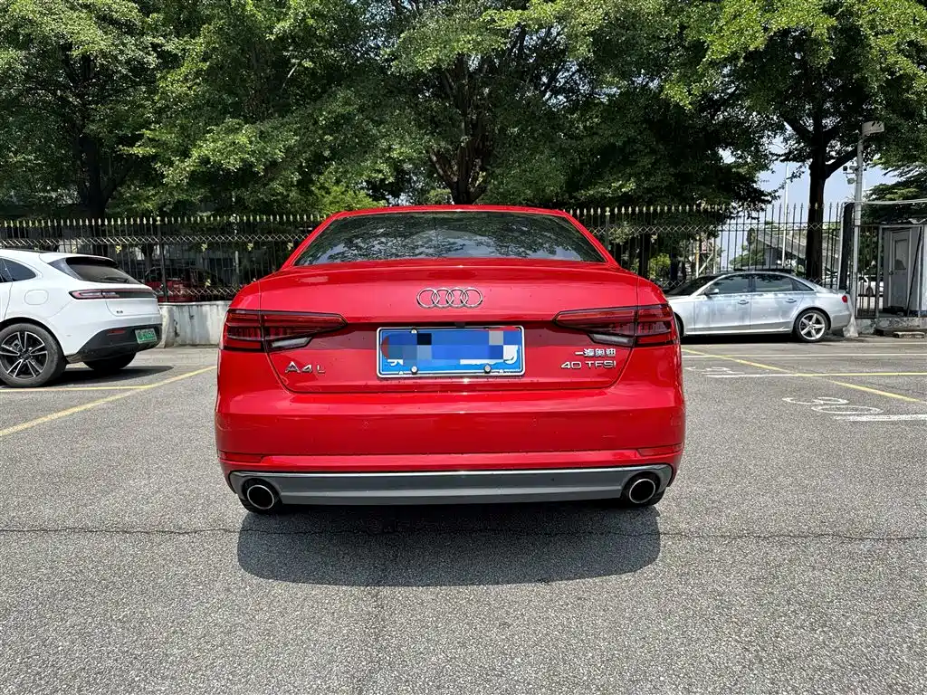 Audi A4L 2017