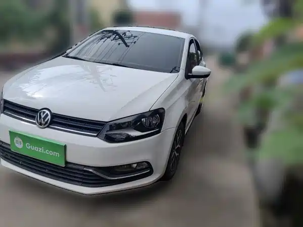 Volkswagen Polo 2015