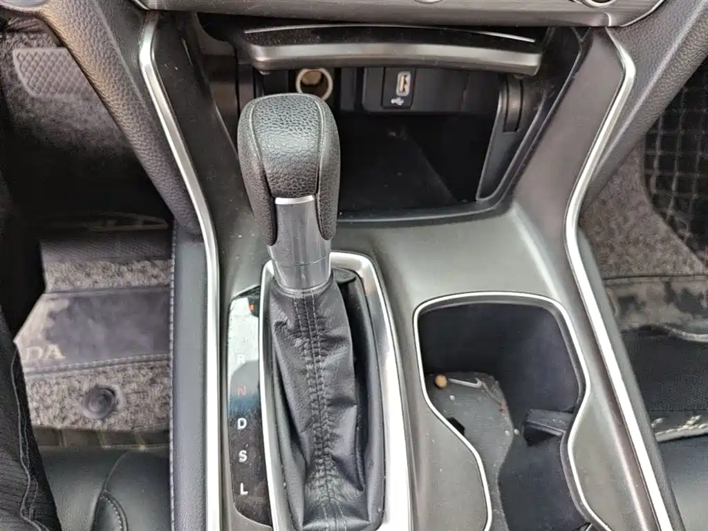 Honda Accord 2020 — фото 14