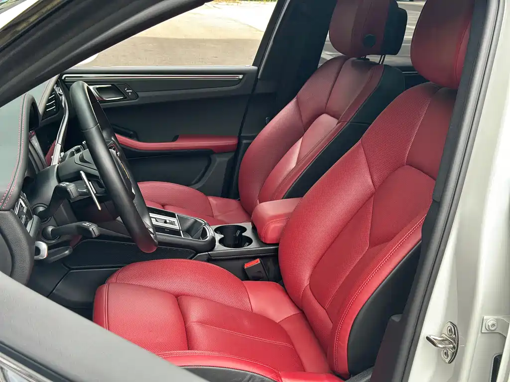 Porsche Macan 2023 — фото 14