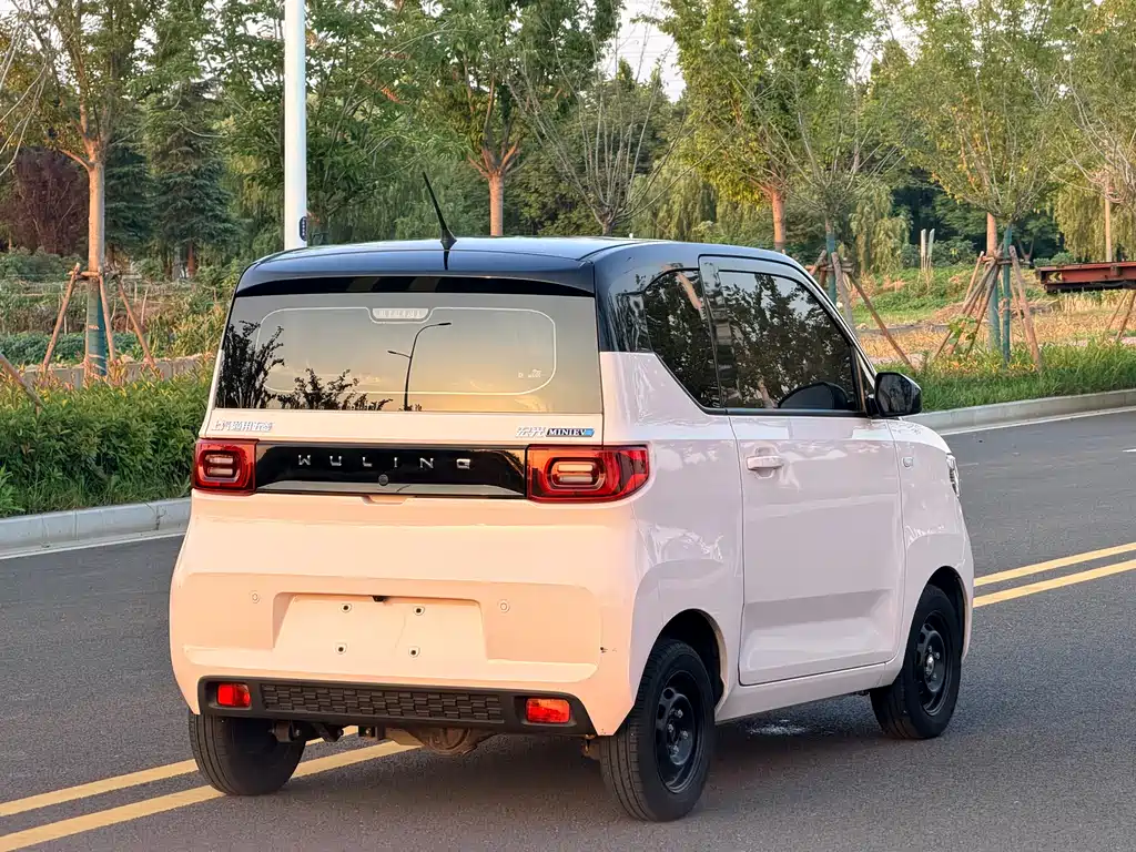 Wuling MINIEV 2023