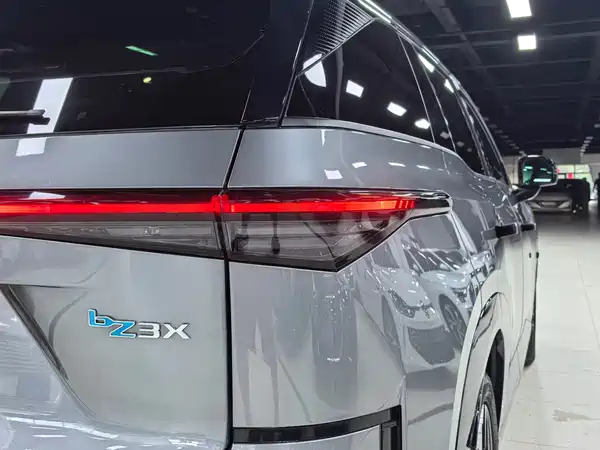 Toyota bZ3X 2025