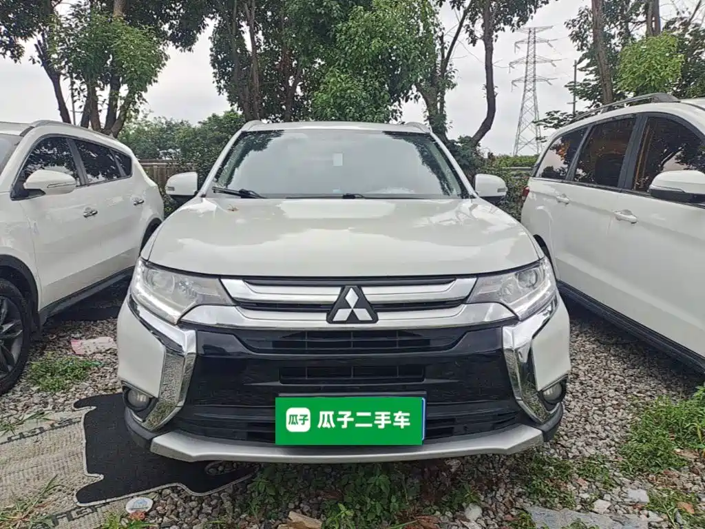 Mitsubishi Outlander 2017