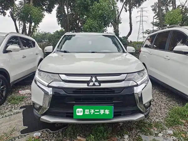 Mitsubishi Outlander 2017