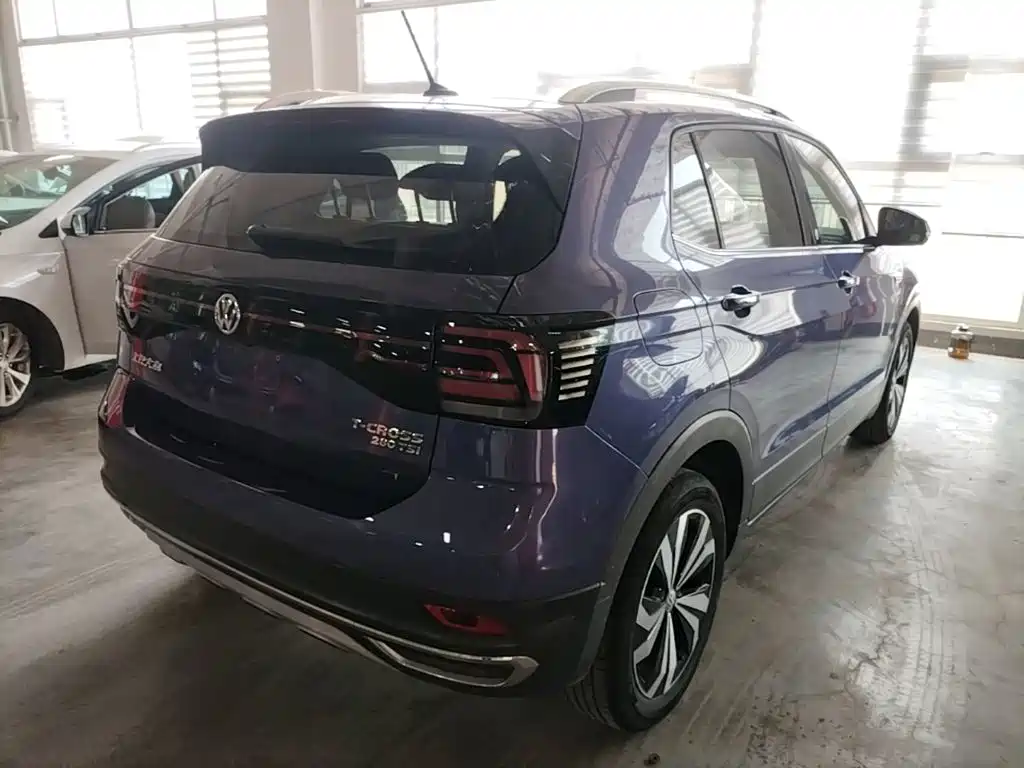 Volkswagen T-Cross 2021 — фото 7