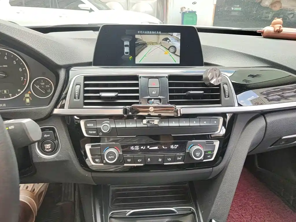 BMW 3 Series GT 2019 — фото 13