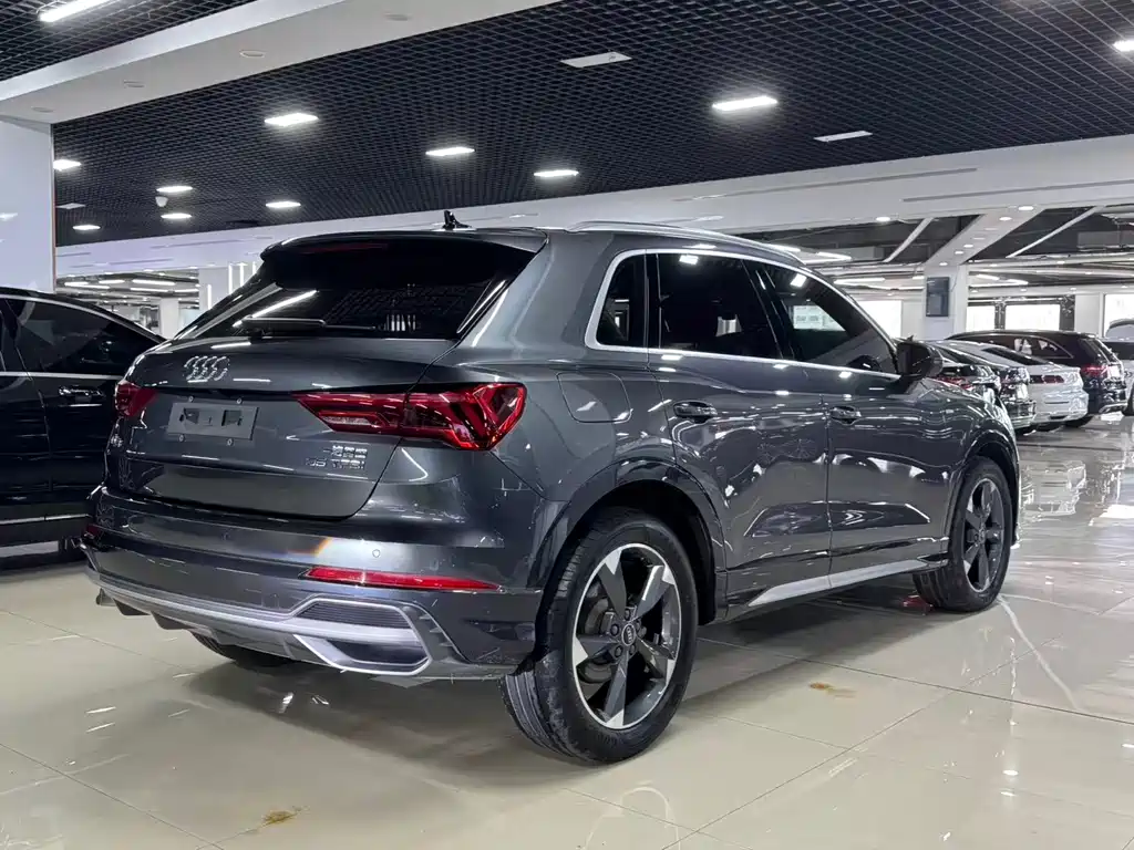 Audi Q3 2021
