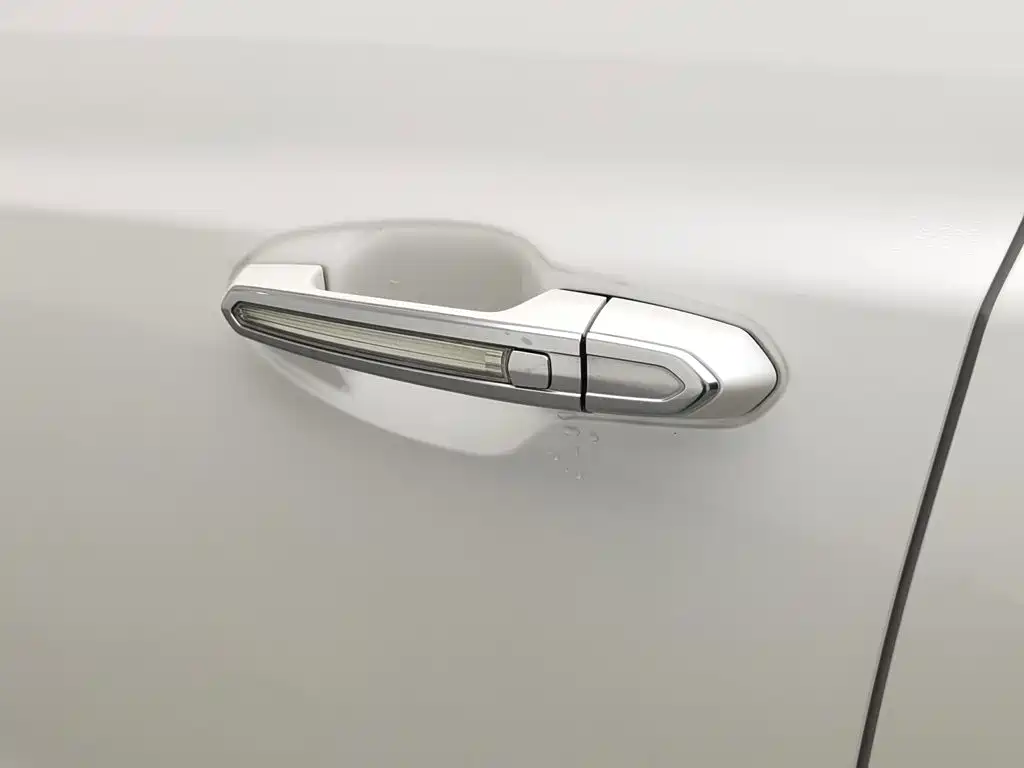 Cadillac XT5 2021 — фото 18
