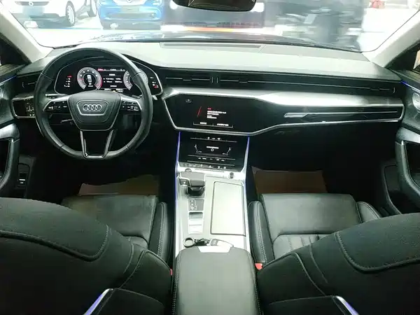Audi A6L 2023
