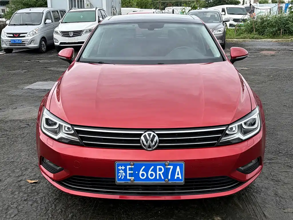 Volkswagen Lamando 2015 — фото 2