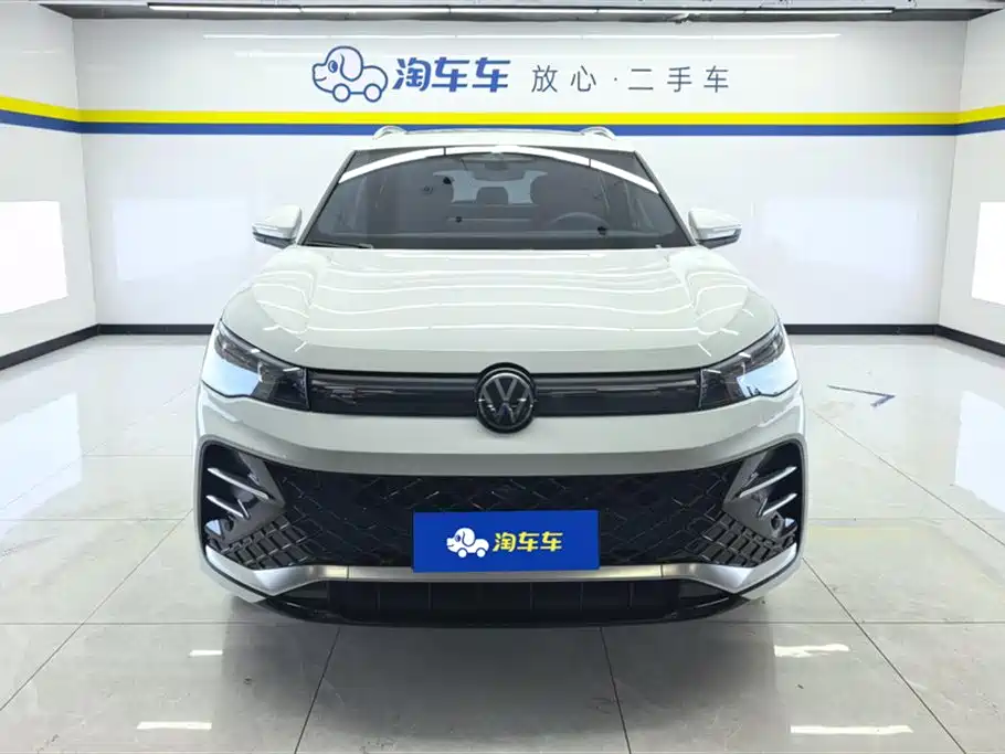 Volkswagen Tiguan L 2024 — фото 2