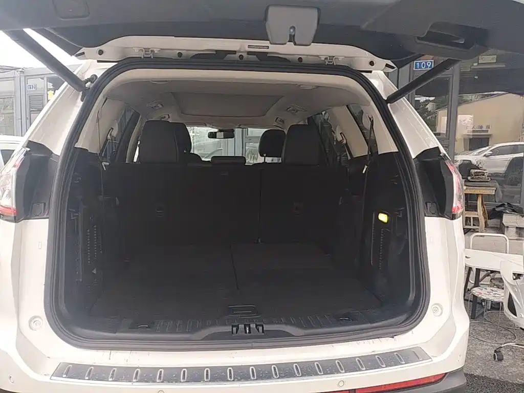 Ford Edge 2015 — фото 19