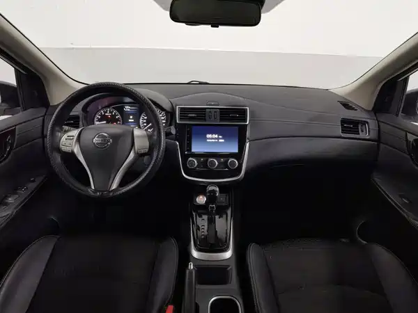 Nissan Tiida 2019