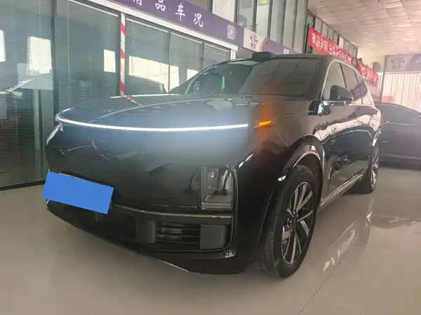 Li Auto L8 2024